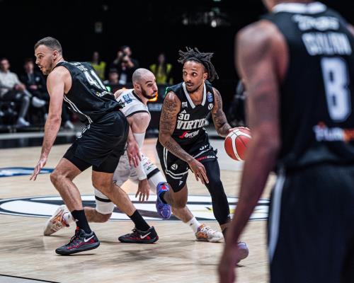 Il lungo moderno e il gioco a due: la scelta tra short roll, roll e pop