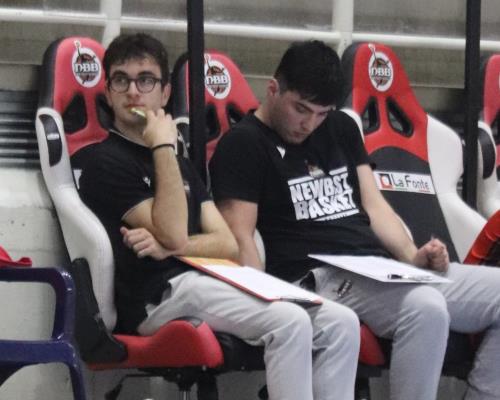 Uso della terminologia tecnica in inglese nelle prima fasce: si o no?