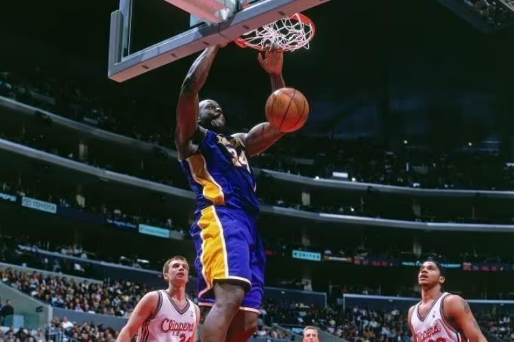 Vintage basket: la Triple Post Offense dei Los Angeles Lakers di Shaq e Kobe